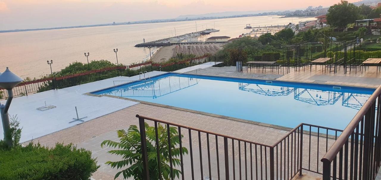 Dolce Vita Apartment Sveti Vlas Exterior foto
